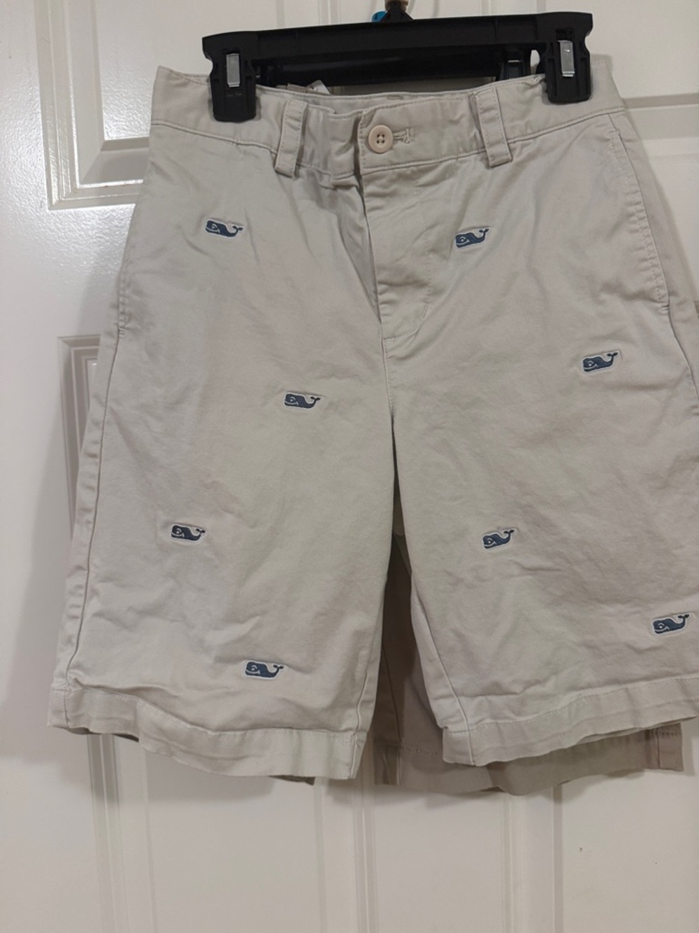 Vineyard Vines Embroidered Whale Khaki Shorts